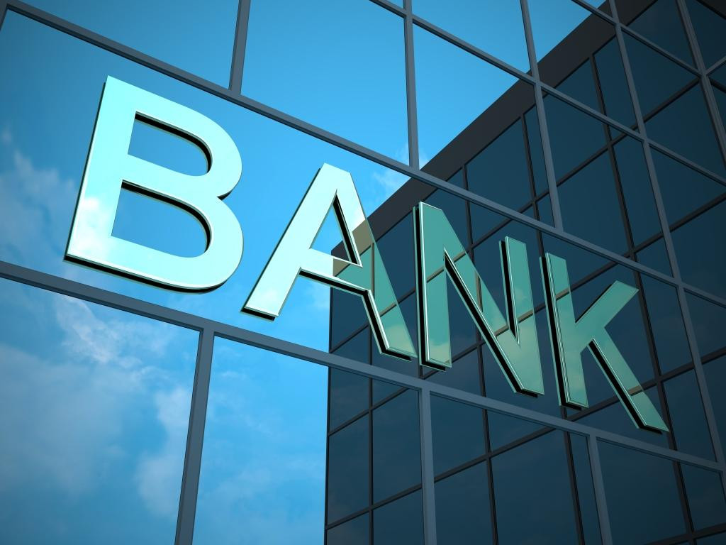 Πρόστιμα και «λουκέτα» για παραβίαση εργατικής νομοθεσίας σε υποκαταστήματα τραπεζών