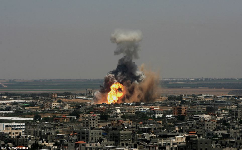 Το Ισραήλ χτύπησε «θέσεις» στην Λωρίδα της Γάζας