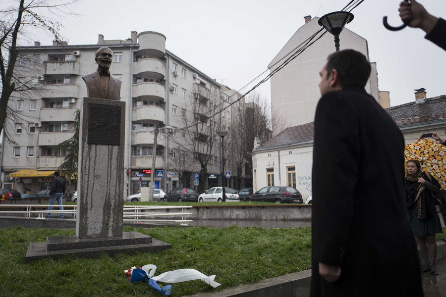 Ο Τσίπρας στο μνημείο του Ελευθερίου Βενιζέλου στο Βελιγράδι