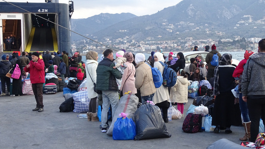 408 πρόσφυγες και μετανάστες αναχώρησαν το τελευταίο 24ωρο από τη Λέσβο