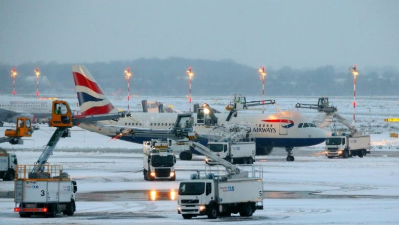 Φρανκφούρτη: Εκατοντάδες πτήσεις ακυρώθηκαν εξαιτίας των χιονοπτώσεων