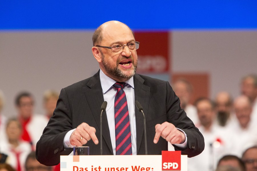 Spiegel: Νέο μοντέλο μεγάλου συνασπισμού εξετάζει το SPD