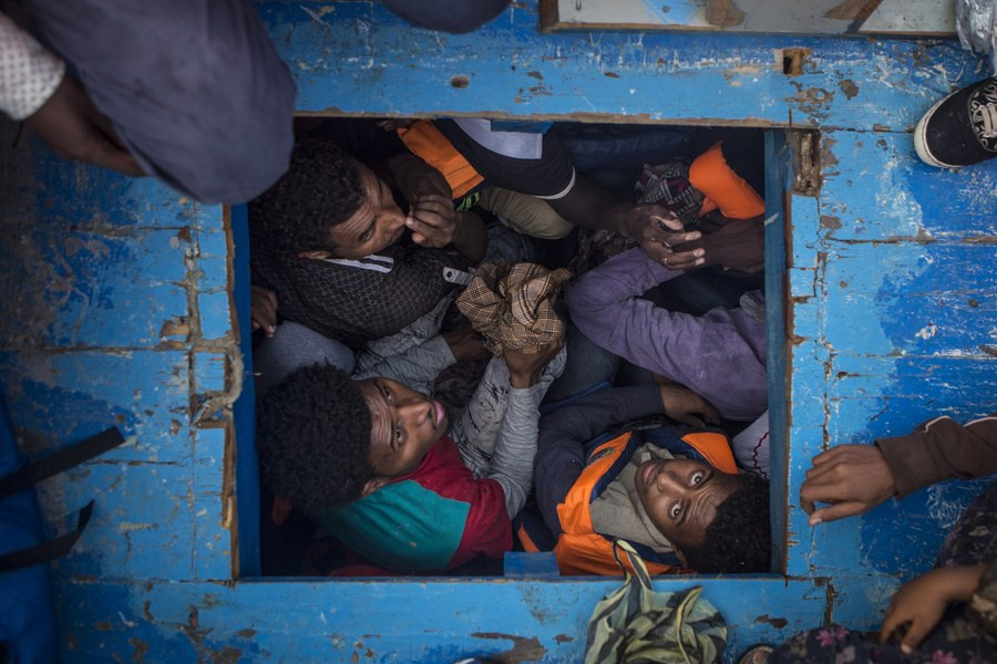 Διεθνής Αμνηστία: Συνένοχη η Ευρώπη στα βασανιστήρια προσφύγων στη Λιβύη