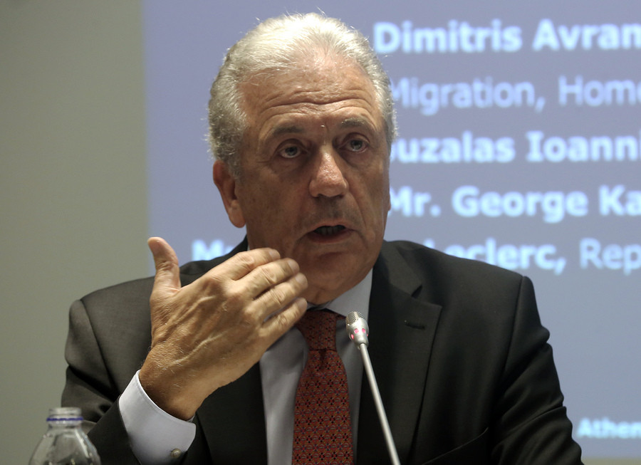 «Απαράδεκτη» η πρόταση Τούσκ για το προσφυγικό, λέει ο Αβραμόπουλος