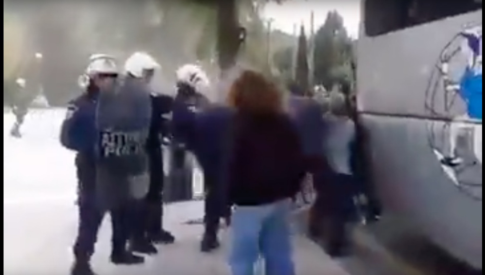 Συγκρούσεις φοιτητών με ΜΑΤ στην σύνοδο των Πρυτάνεων [Βίντεο]