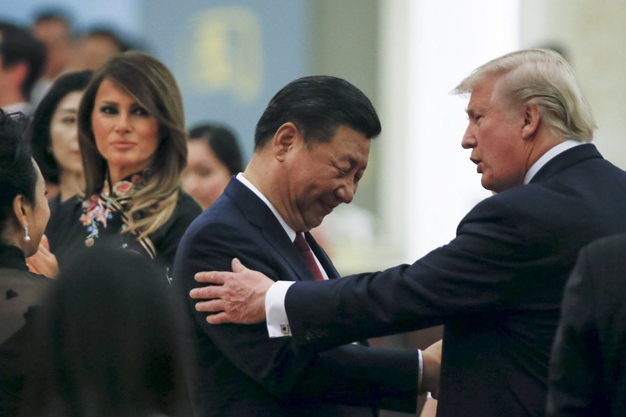 Ο Τραμπ βάζει στο «στόχαστρο» την Κίνα
