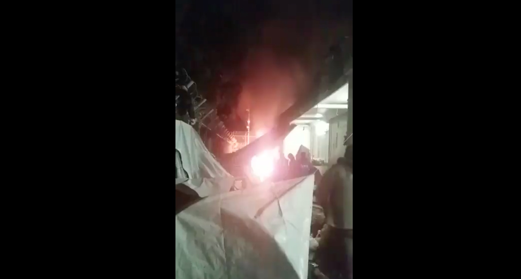 Νύχτα βίας στην Μόρια – Δεκάδες τραυματίες [Βίντεο]
