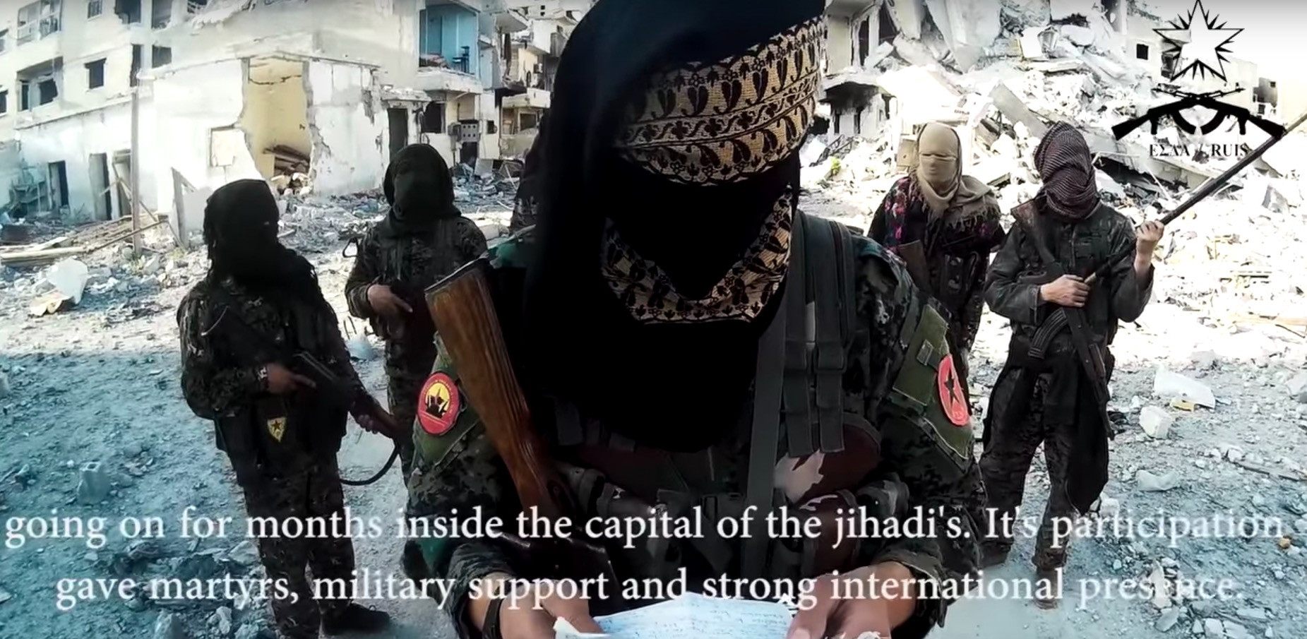 Έλληνες αναρχικοί που πολεμούν στη Ράκα της Συρίας στέλνουν μήνυμα στους τζιχαντιστές [Βίντεο]