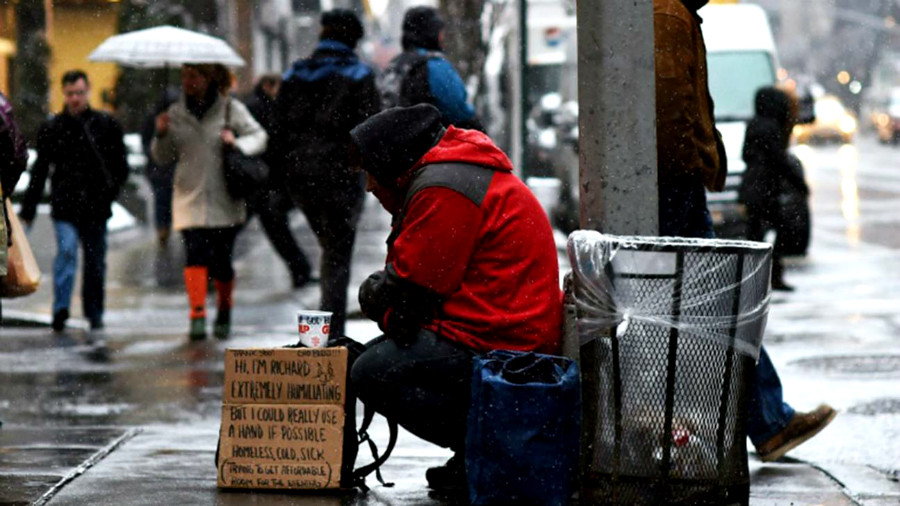 Ακραία φτώχεια στις ΗΠΑ: Η σκοτεινή πλευρά της πλουσιότερης χώρας του κόσμου
