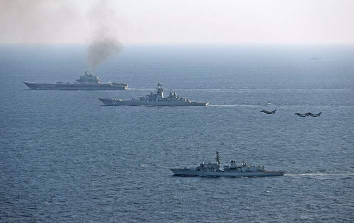 Οι Βρετανοί ανησυχούν για τα ρωσικά πολεμικά στη Βόρεια Θάλασσα