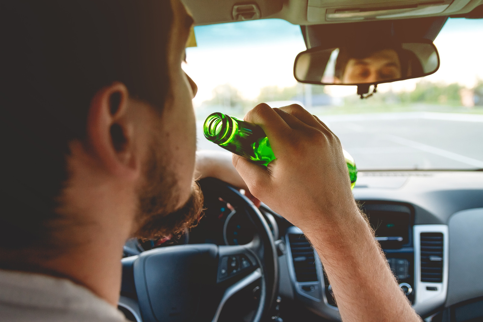 Αυξημένος ο κίνδυνος τροχαίων κατά τη διάρκεια των εορτών – Ποιο είναι το όριο στην κατανάλωση αλκοόλ;