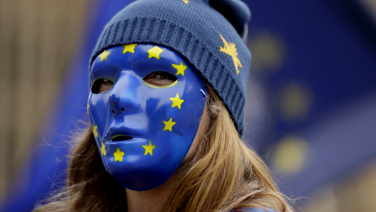 Γερμανοί και Γάλλοι «καλοβλέπουν» τα «Ηνωμένα Κράτη της Ευρώπης»