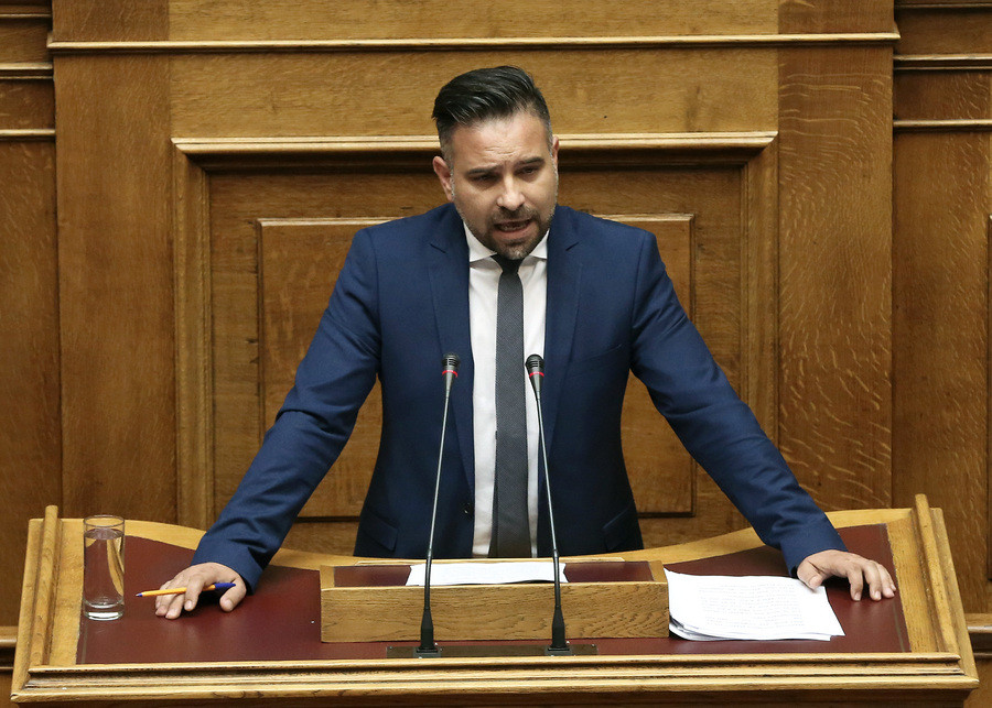 Διαφοροποιείται βουλευτής της Ένωσης Κεντρώων για την ονομασία της ΠΓΔΜ