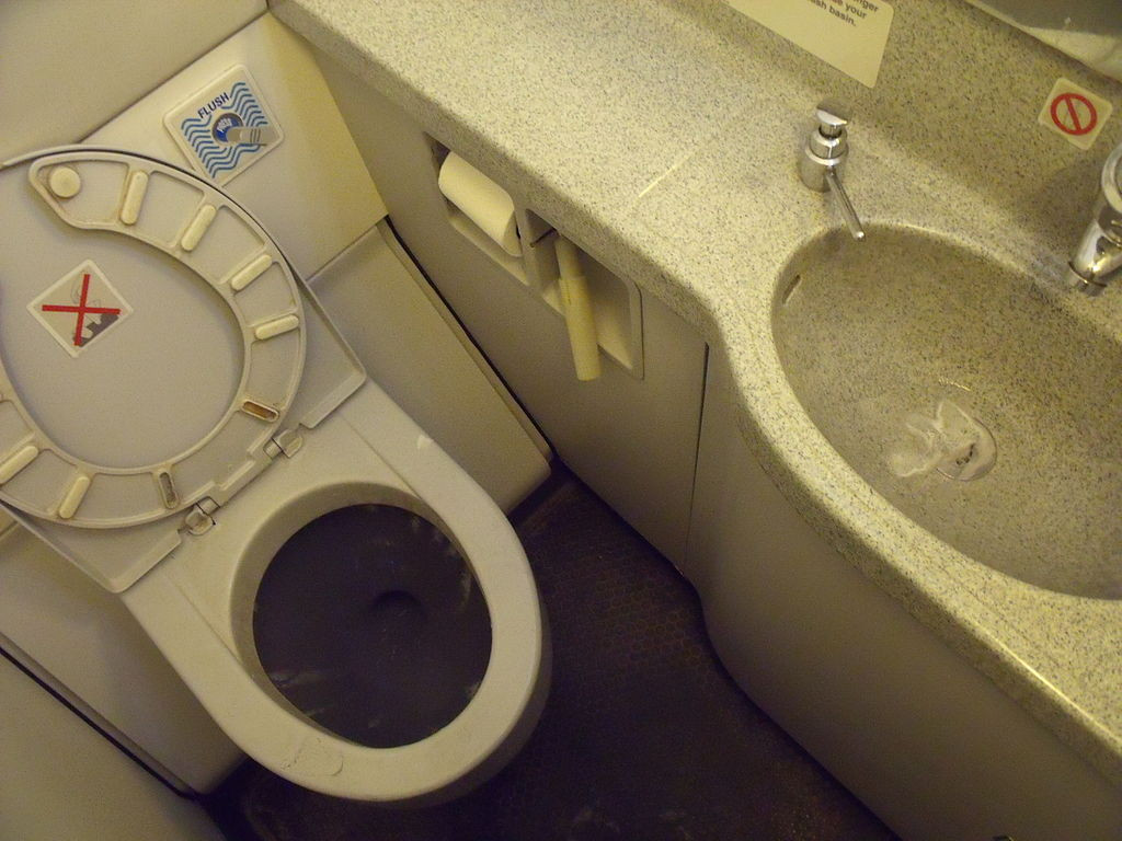 Βρέθηκε νεκρό μωρό σε τουαλέτα αεροσκάφους στην Ινδονησία