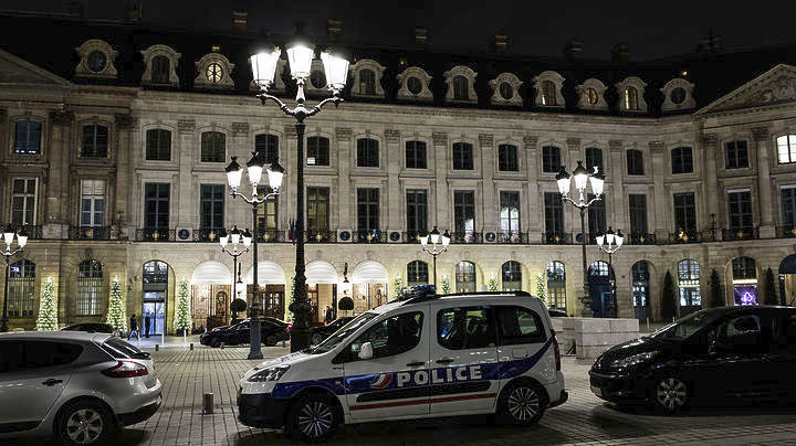 Εντυπωσιακή ληστεία σε ξενοδοχείο στο Παρίσι με λεία κοσμήματα αξίας 4 εκατ. ευρώ