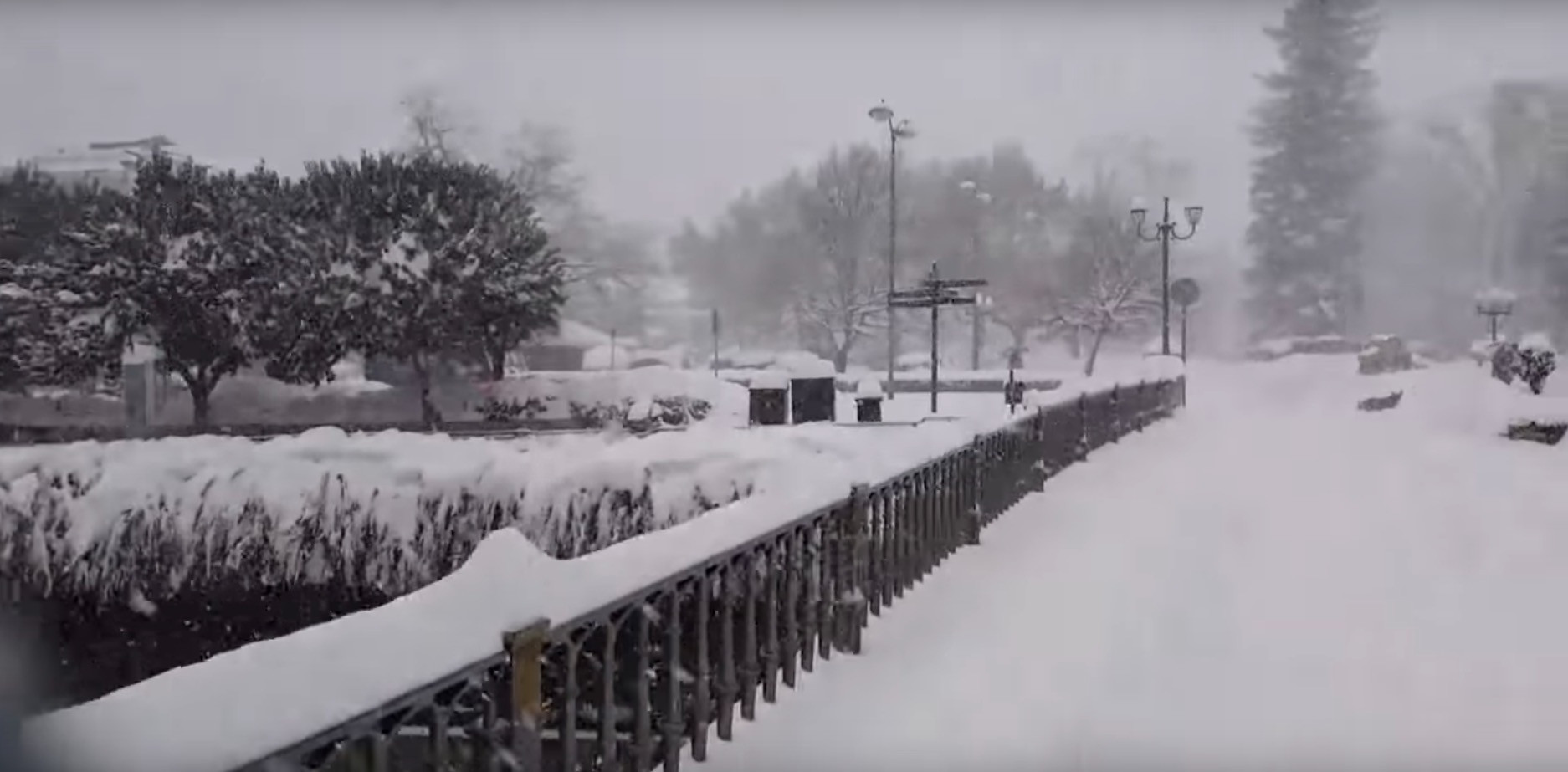 ‘Ενα μέτρο χιόνι στα ορεινά των Τρικάλων [Βίντεο]