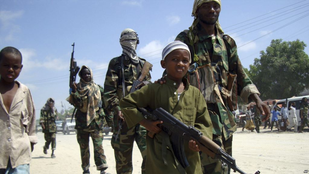 «Παιδομάζωμα» στη Σομαλία από τους ισλαμιστές αντάρτες σεμπάμπ