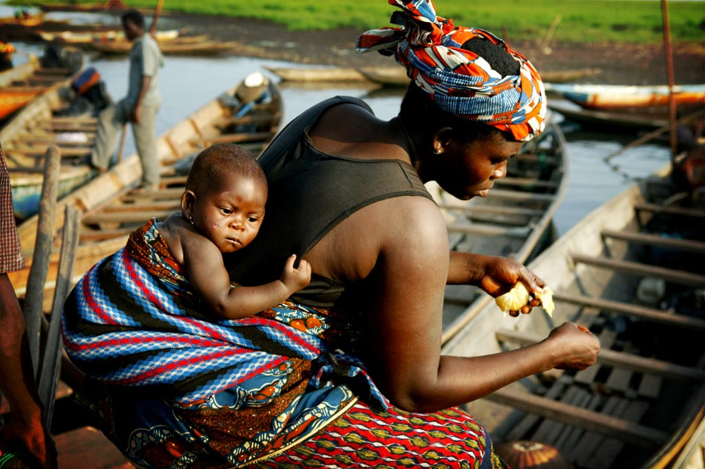 Πώς είναι να είσαι μαμά στα πιο φτωχά μέρη του κόσμου