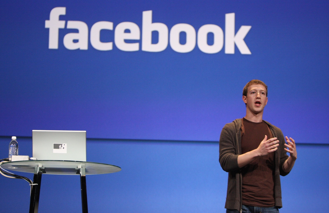 Στροφή στις αξιόπιστες ειδήσεις κάνει το Facebook