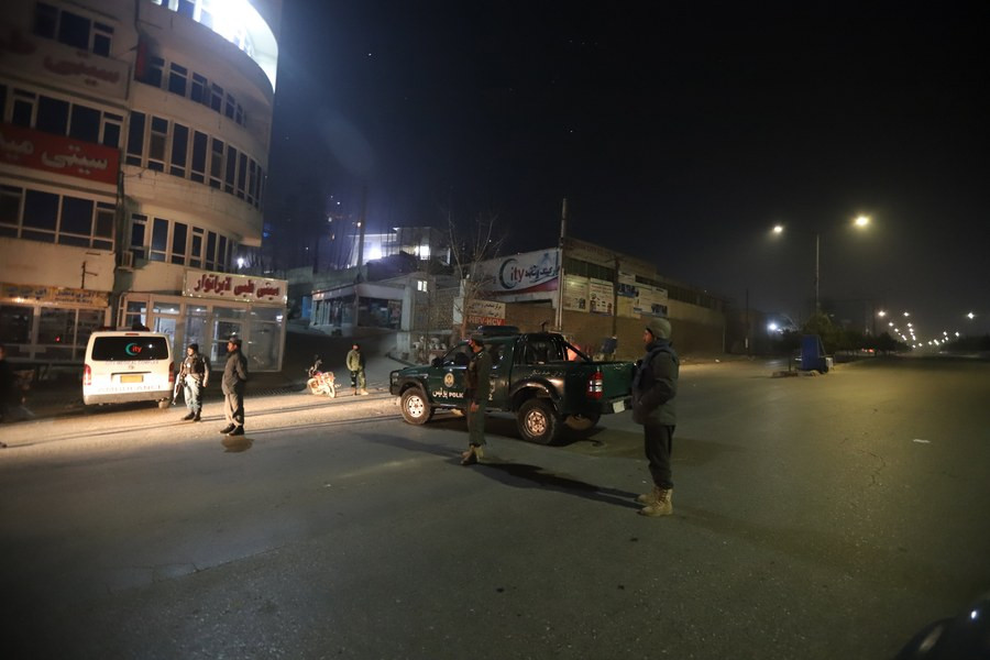 Επίθεση ενόπλων σε ξενοδοχείο στην Καμπούλ: Πολλοί νεκροί και τραυματίες