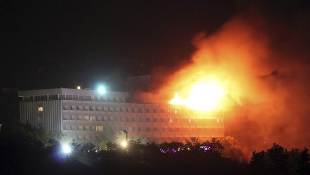 Έξι νεκροί από την επίθεση στο ξενοδοχείο Intercontinental στην Καμπούλ