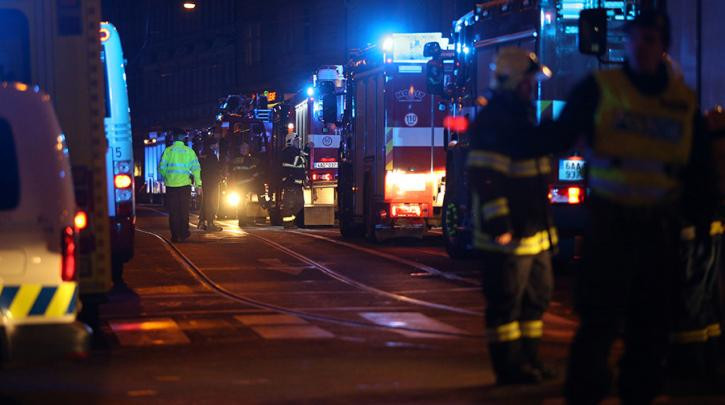 Τέσσερις νεκροί από πυρκαγιά σε κεντρικό ξενοδοχείο της Πράγας