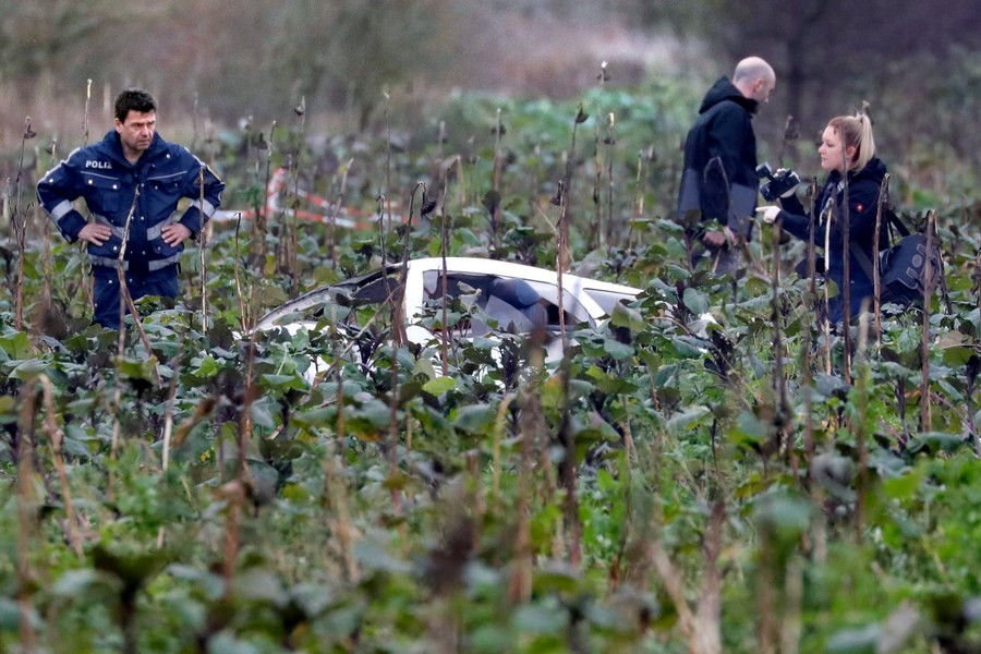 Τέσσερις νεκροί από σύγκρουση ελικοπτέρου με μικρό αεροσκάφος στη Γερμανία