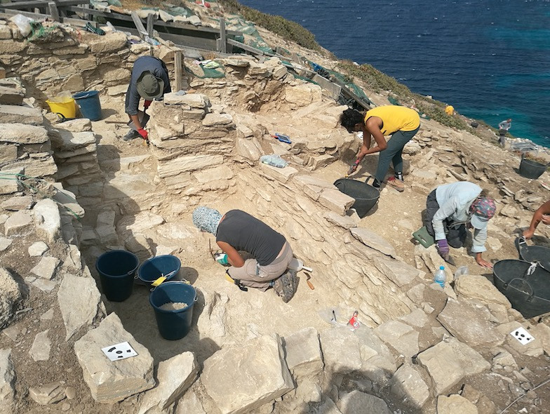 Κέρος: Aπρόσμενα αρχαιολογικά ευρήματα στην καρδιά του Αιγαίου