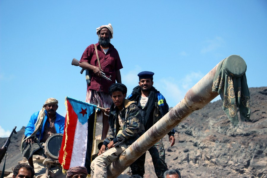 Αυτονομιστές της Υεμένης κατέλαβαν το λιμάνι του Άντεν
