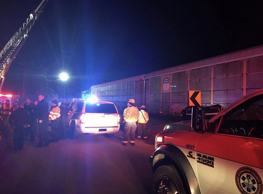 ΗΠΑ: Από ανθρώπινο λάθος η σύγκρουση τρένων με τους 2 νεκρούς και τους 100 τραυματίες