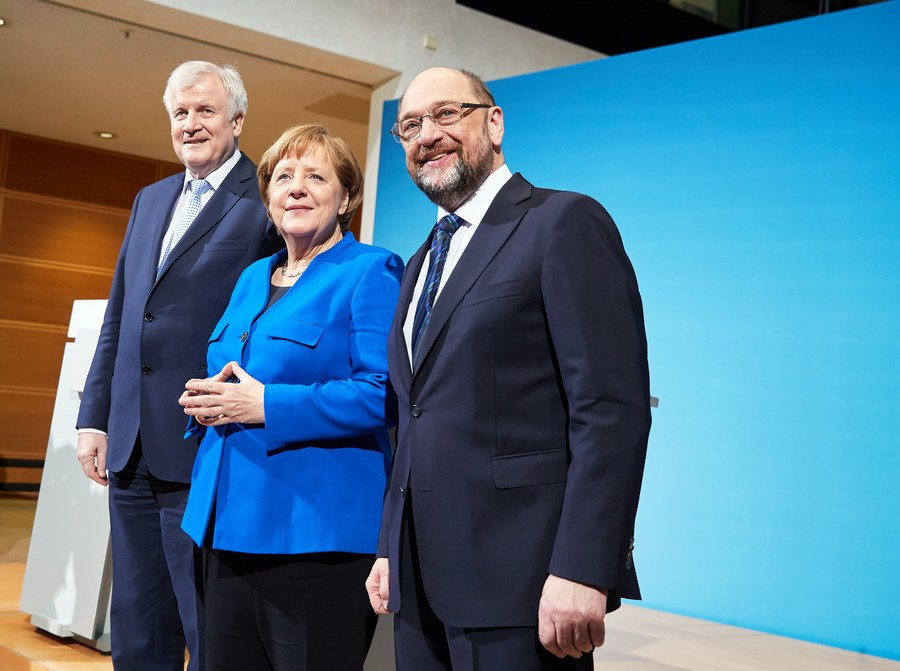 Συμφωνία Μέρκελ – Σουλτς για τον μεγάλο συνασπισμό: Πώς θα μοιραστούν τα υπουργεία