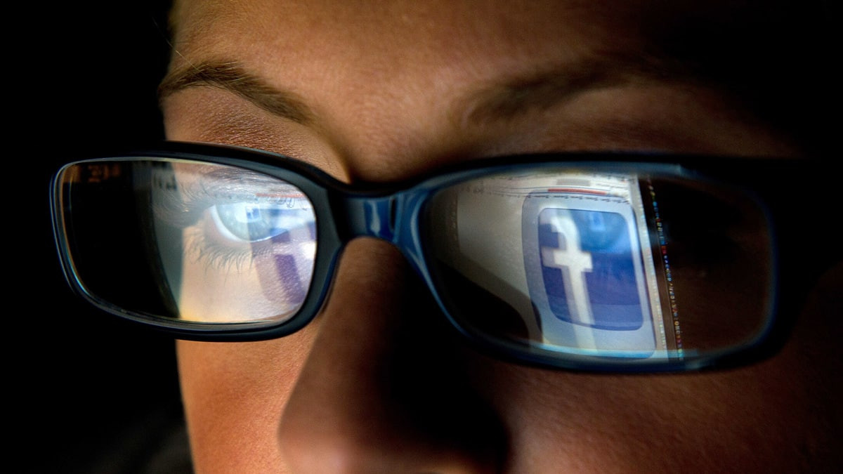 Όλα όσα βλέπουν οι «λογοκριτές» του Facebook: Μια μαρτυρία εκ των έσω