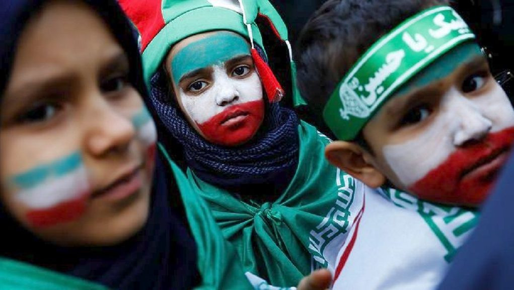 Εκατοντάδες χιλιάδες Ιρανοί για την επέτειο της ισλαμικής επανάστασης