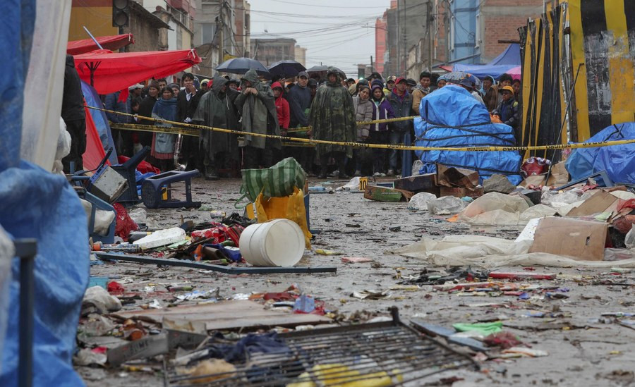 Ματωμένο καρναβάλι με 21 νεκρούς και 72 τραυματίες στη Βολιβία