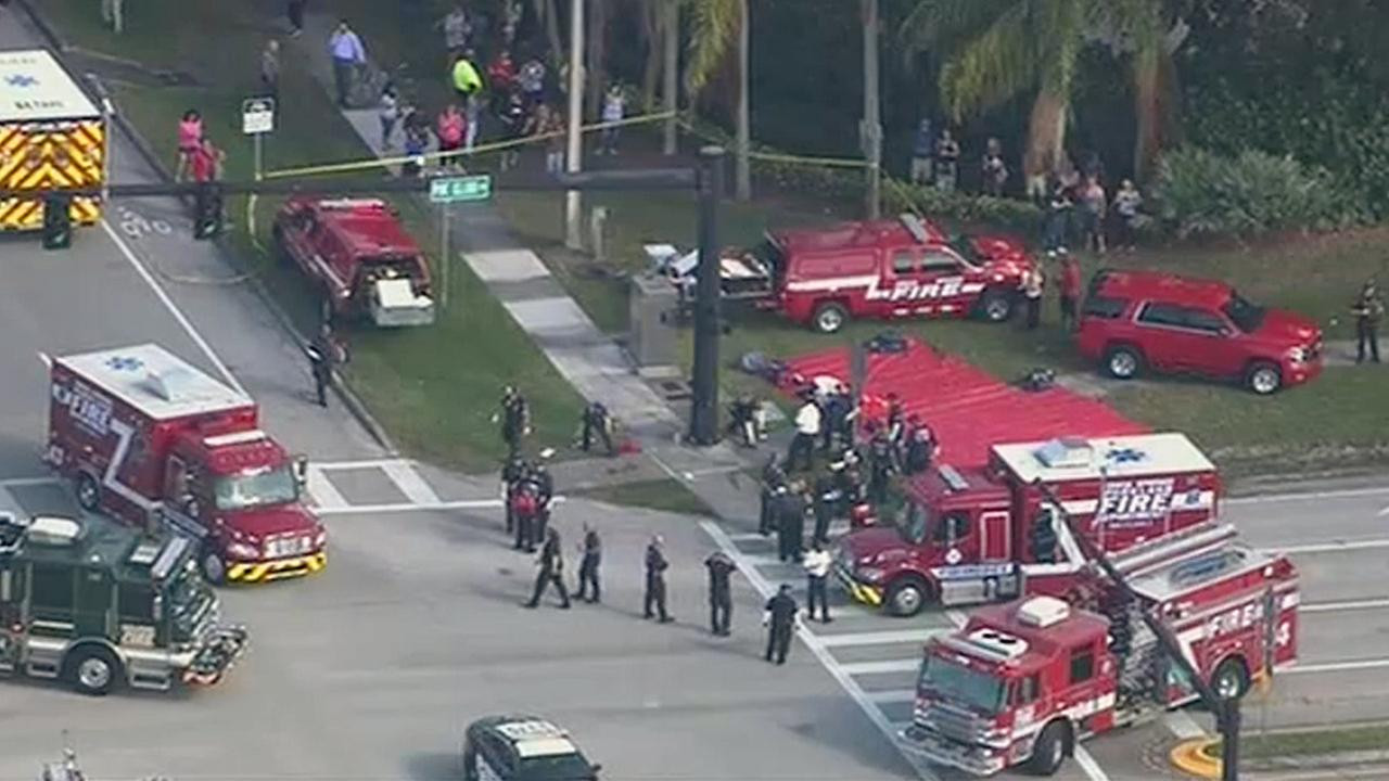 Ένοπλος άνοιξε πυρ σε Λύκειο στη Φλόριντα: Πολλοί νεκροί και δεκάδες τραυματίες