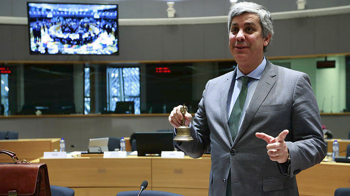 Η ΕΕ θα πρέπει να συζητήσει την ελάφρυνση του ελληνικού χρέους, λέει ο πρόεδρος του Eurogroup