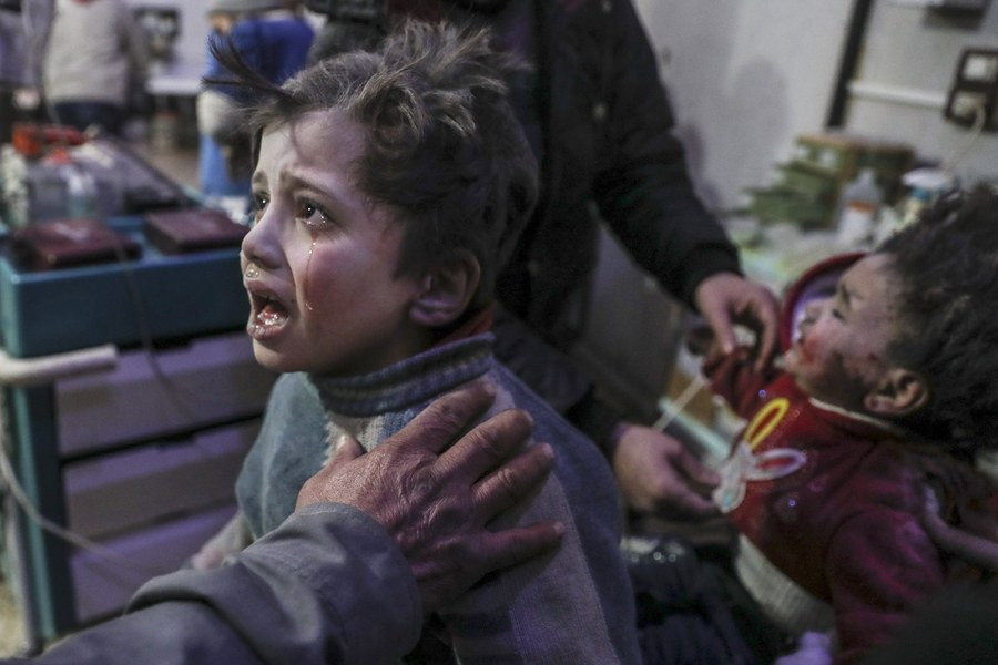 Πάνω από 500 άμαχοι νεκροί από τους βομβαρδισμούς στη Γούτα της Συρίας