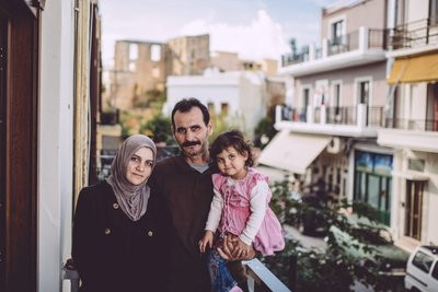 Μια οικογένεια προσφύγων από τη Συρία ξαναβρήκε τις ρίζες της στην Κρήτη