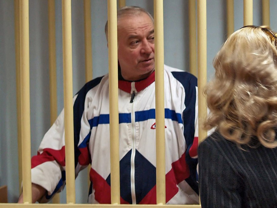 Sun: Ο Ρώσος πράκτορας δηλητηριάστηκε από έναν πολύ σπάνιο νευροτοξικό παράγοντα