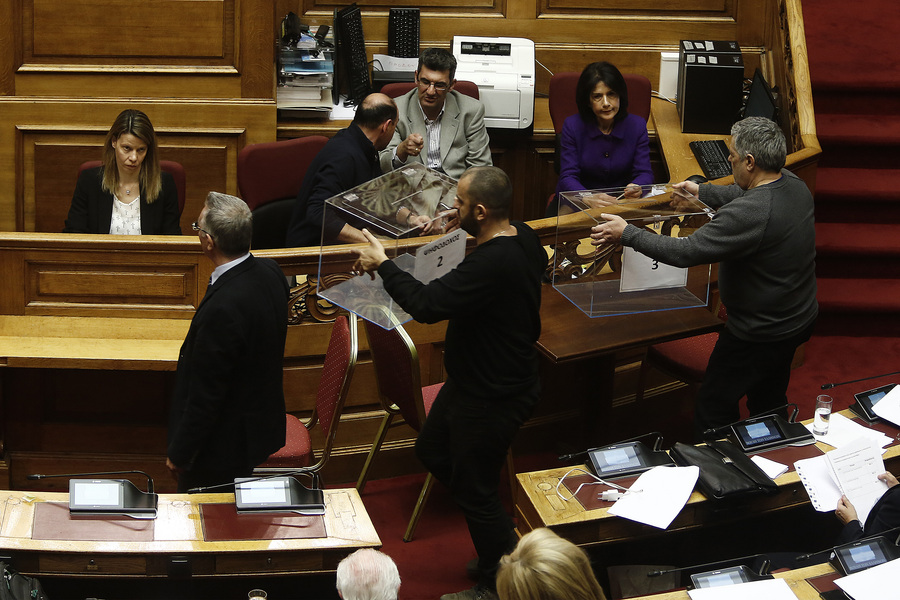 Τι συνέβη με τα άκυρα στην ψηφοφορία της πρότασης της ΝΔ για προανακριτική