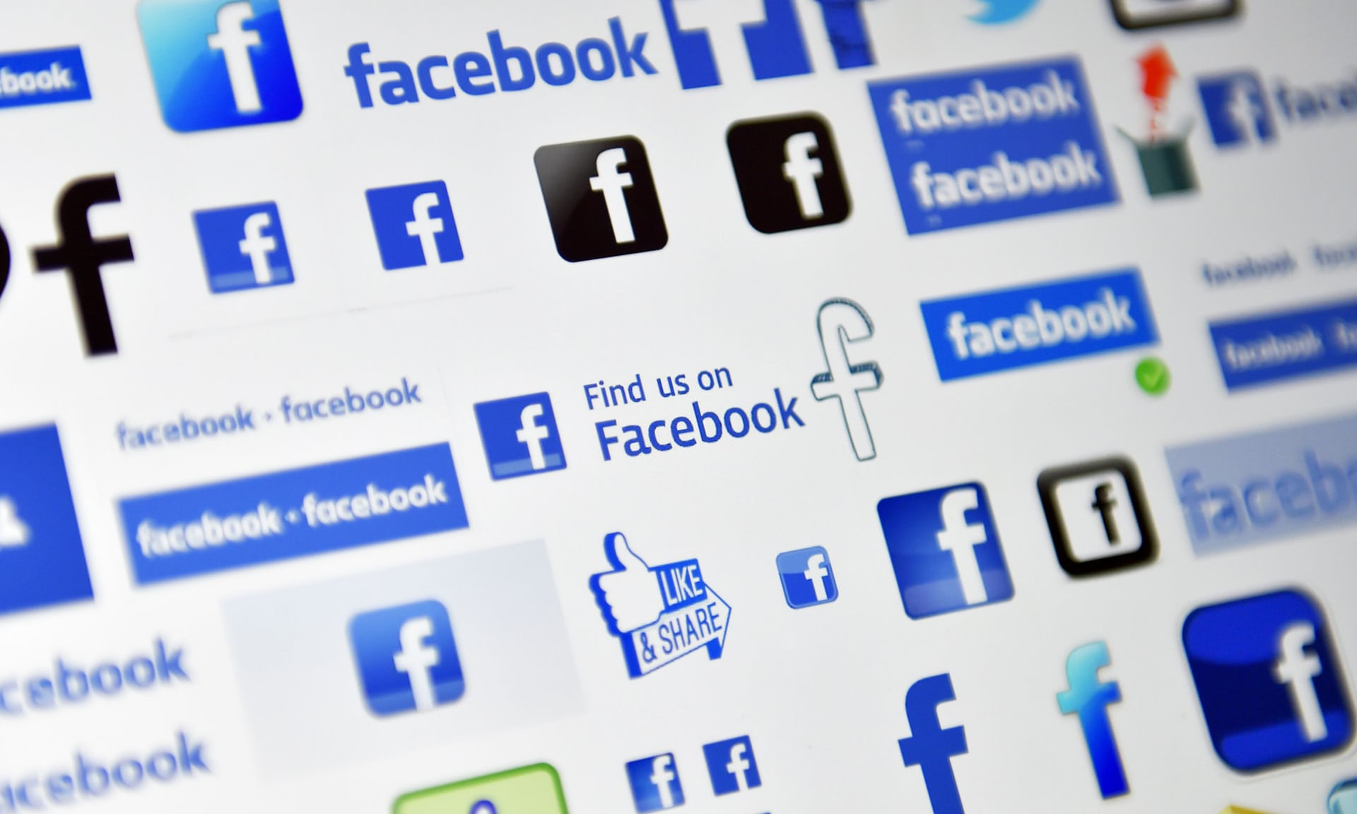 Κατάρρευση της μετοχής του Facebook μετά το σκάνδαλο με την «Cambridge Analytica»