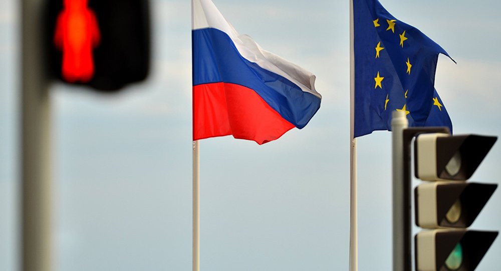 Κλιμακώνει την ένταση με την Ρωσία η ΕΕ – Απόλυτη ταύτιση με Βρετανία στο θέμα του Ρώσου πράκτορα
