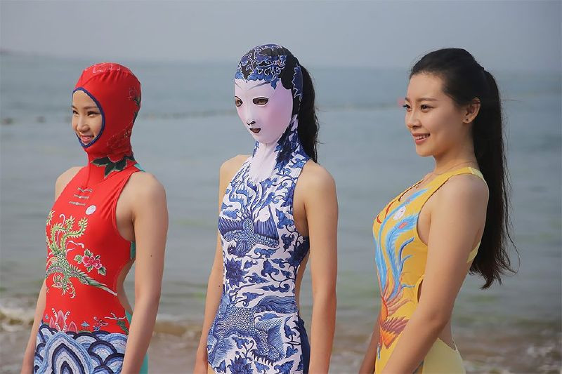 Facekini: Η νέα αλλόκοτη μόδα στις παραλίες έρχεται από την Κίνα [ΦΩΤΟ+ΒΙΝΤΕΟ]