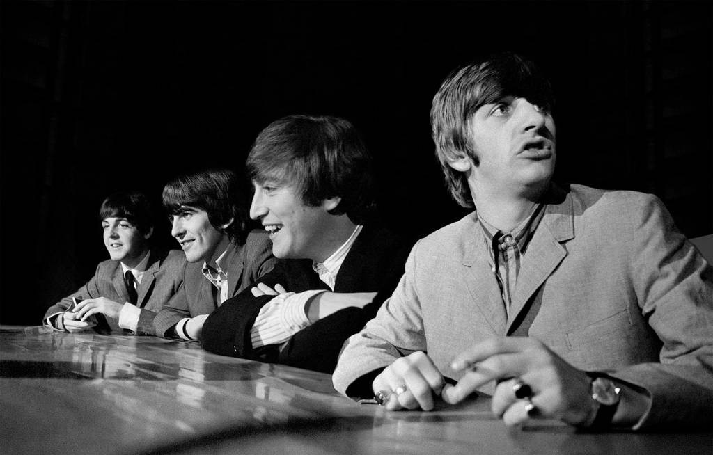 Στο «σφυρί» σπάνιες και ανέκδοτες φωτογραφίες των Beatles [ΦΩΤΟ]