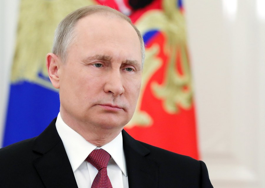 Δεν βιάζεται η Μόσχα να απαντήσει στο κύμα απελάσεων από την Δύση