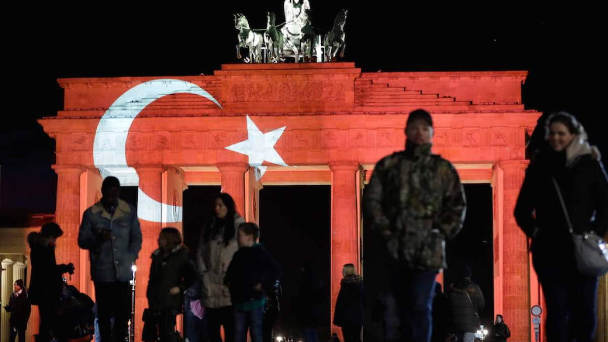 Πάνω από 1000 αιτήσεις ασύλου στη Γερμανία από Τούρκους αξιωματούχους και διπλωμάτες