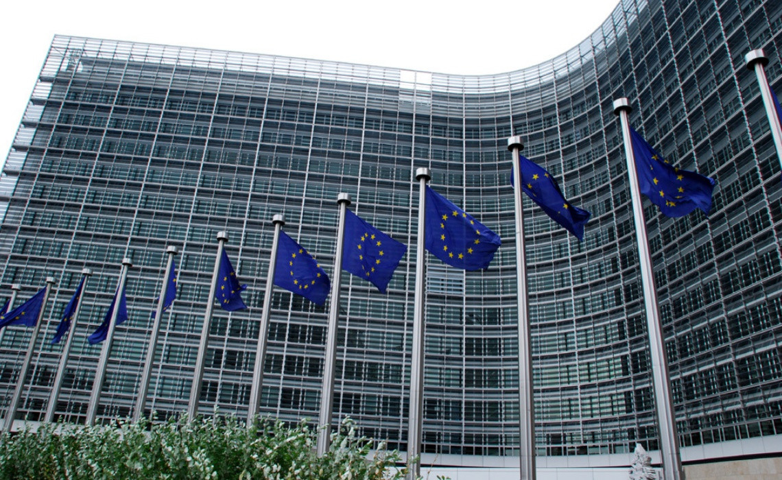 Η ΕΕ καλεί τη διεθνή κοινότητα να αντιδράσει για την «χημική επίθεση» στην Συρία