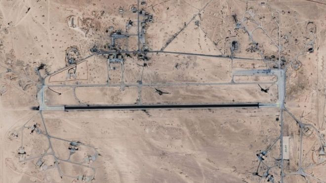Πυραυλική επίθεση σε αεροπορική βάση της Συρίας – Βλέπουν… Ισραήλ, η Δαμασκός και η Μόσχα
