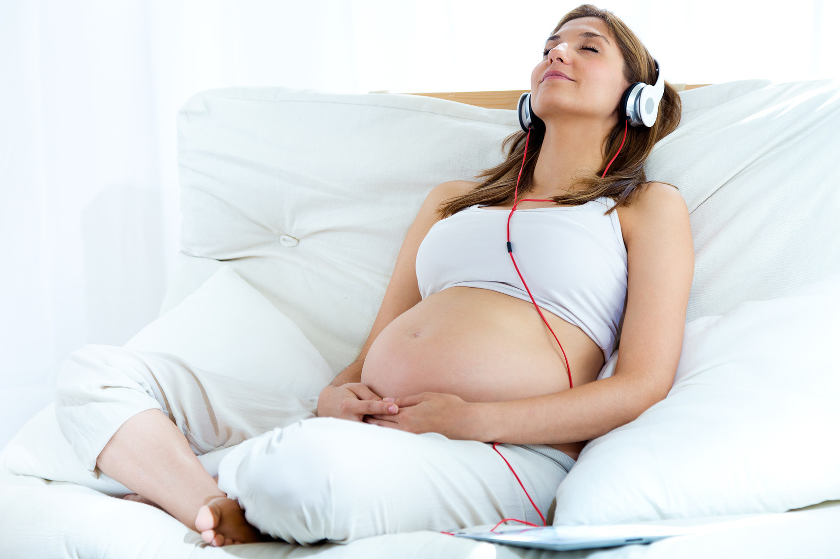 Ποια μουσική να ακούτε στην εγκυμοσύνη και γιατί