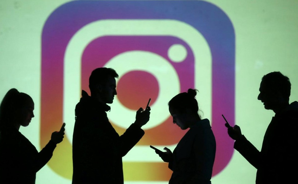 Το Instagram επιτρέπει στους χρήστες να «κατεβάσουν» τα προσωπικά δεδομένα τους